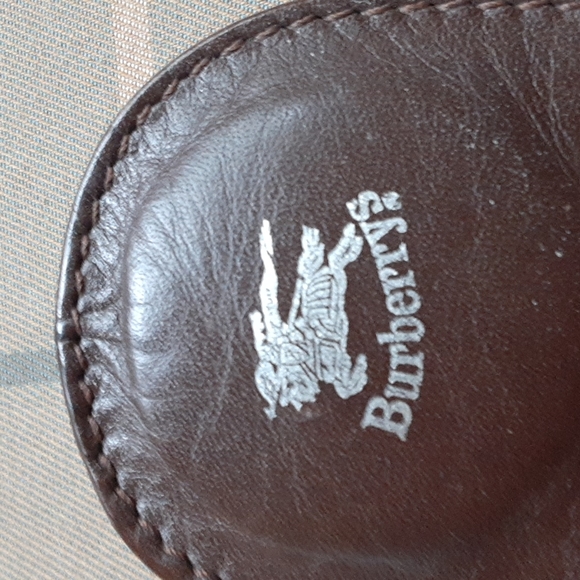 BURBERRYS Vintage Nova check shoulder bag Slight lift of leather on strap pic 7 - Picture 3 of 14